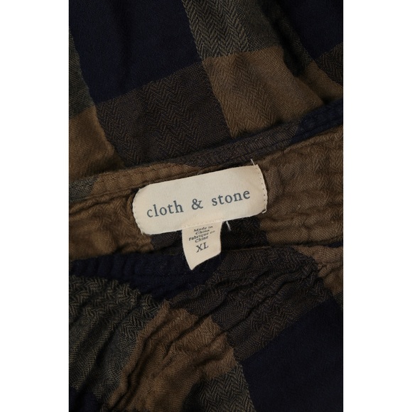 Cloth & Stone Navy and Olive Plaid Blouse - Picture 4 of 4